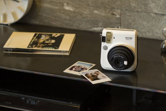 Fujifilm Instax Mini 70 Review - Nerd Techy