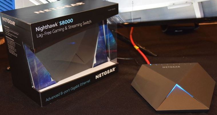 Netgear Nighthawk S8000 box