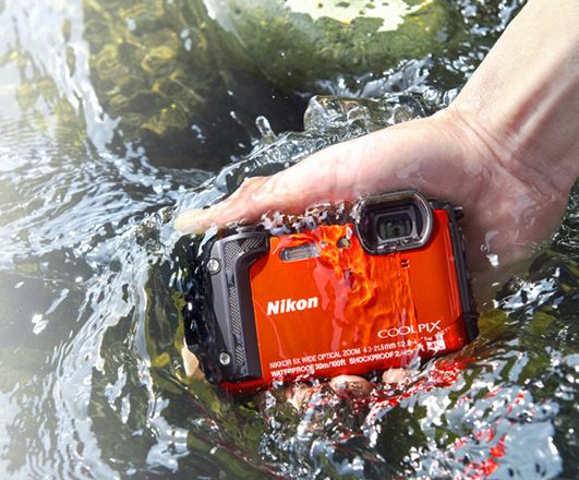 Nikon W300