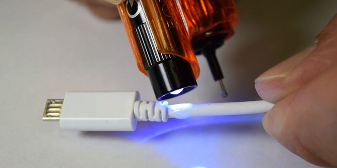 Super Glue Has Nothing On This Liquid Plastic You Harden With UV Light