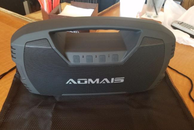 aomais speaker charger