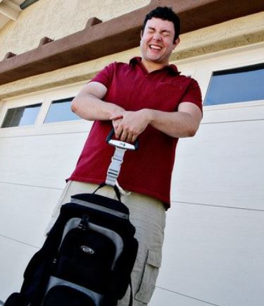 digital-hanging-luggage-scale