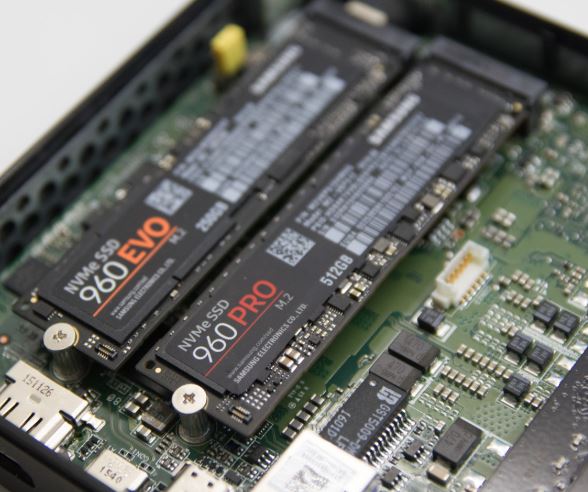 NVMe vs. M.2 vs. SATA – What's the Difference? - Nerd Techy