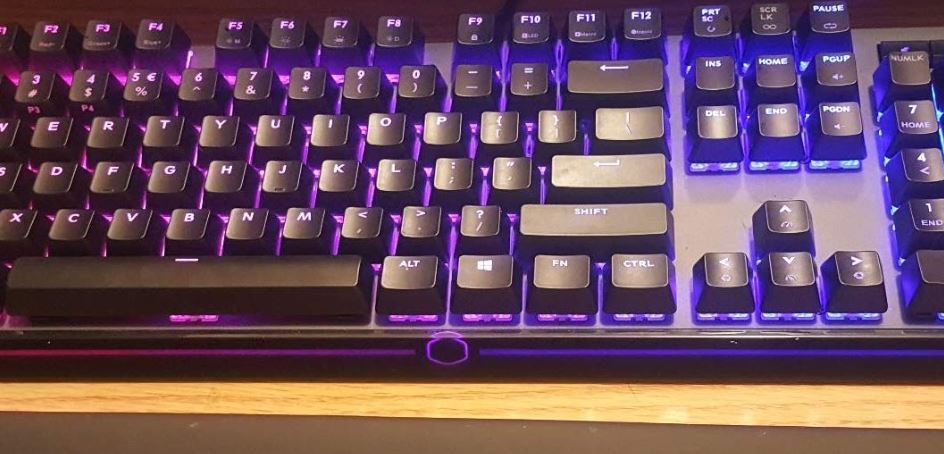 Cooler Master Ck550 Mechanical Gaming Keyboard Review Nerd Techy