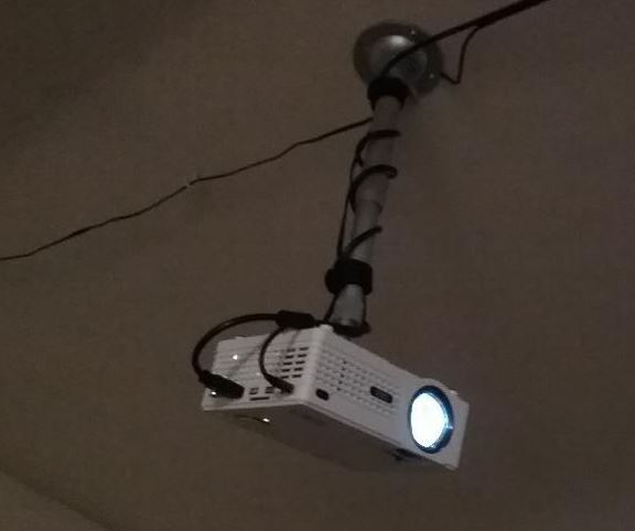 qkk mini projector