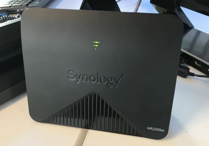 Synology MR2200ac