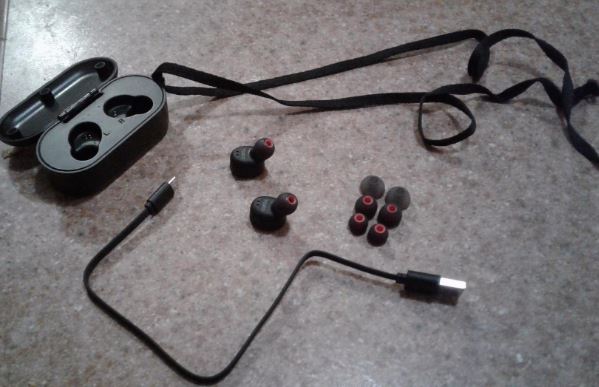 In-Depth Review of the TOZO T10 TWS Bluetooth 5.0 Earbuds - Nerd Techy