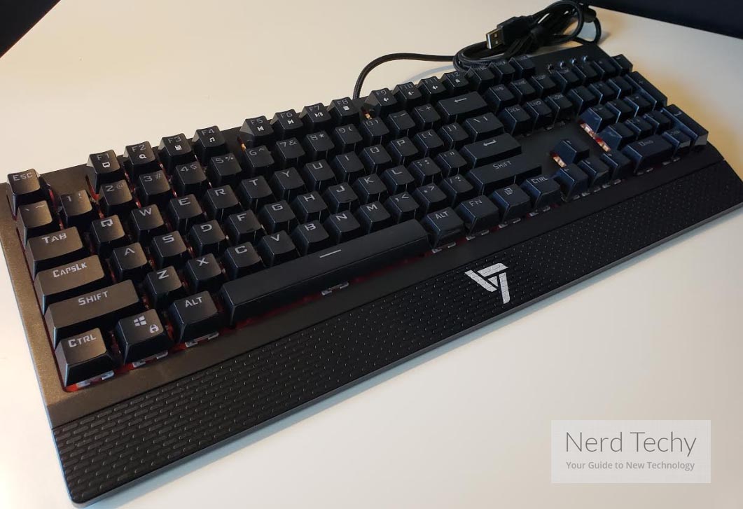 VicTsing Backlit Mechanical Gaming Keyboard