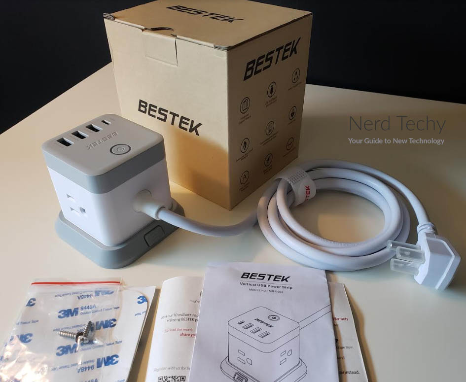 bestek-vertical-cube-power-strip