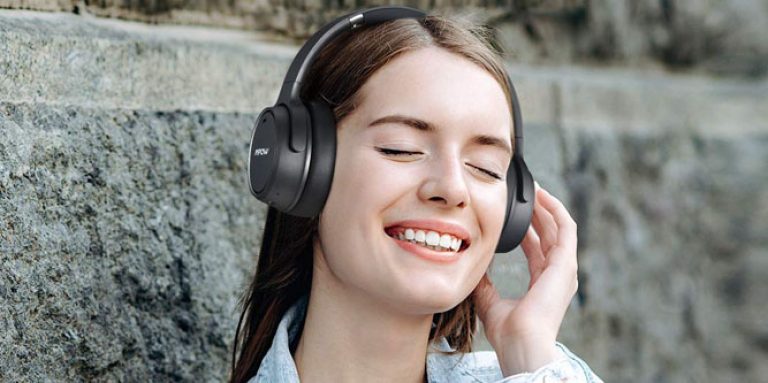 Mpow H19 Hybrid Noise Cancelling Headphones Review - Nerd Techy