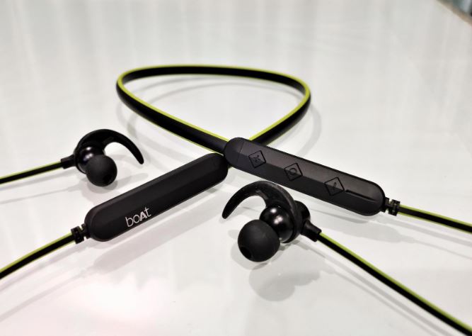 bluetooth earphones boat rockerz