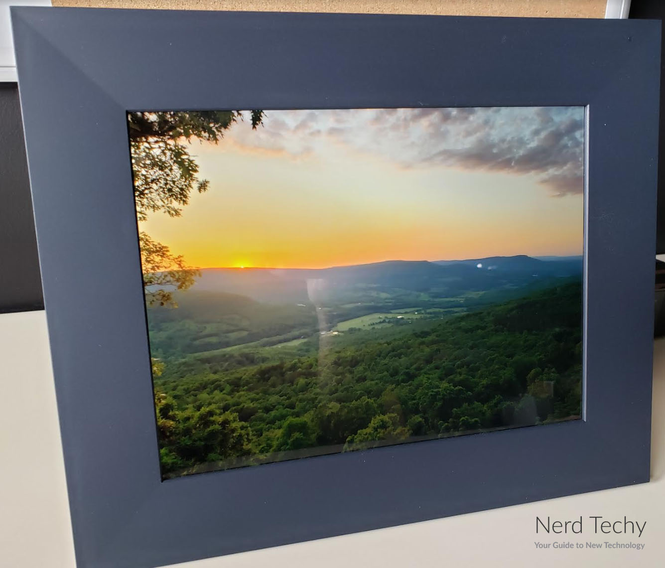 aura picture frame review