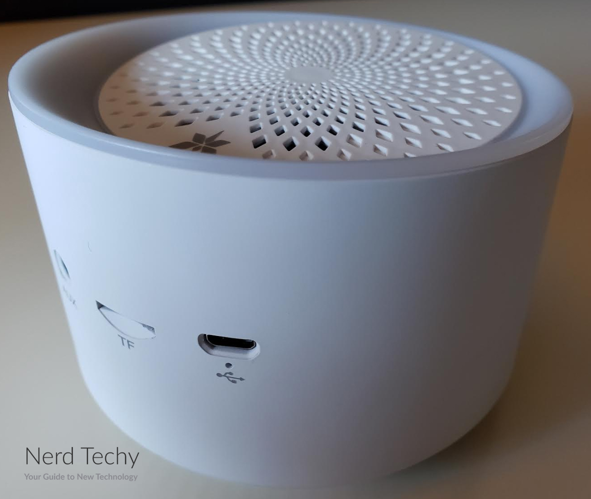 Review of the Axloie Mega Portable Bluetooth Speaker - Nerd Techy