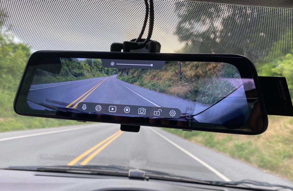 Review of the Auto-Vox V5 Pro Mirror Dash Cam | LaptrinhX / News