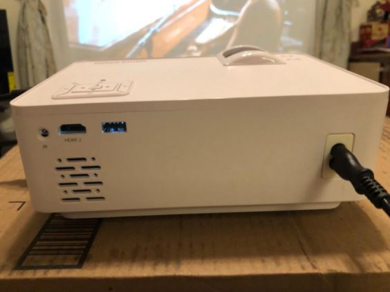 Poner Saund Mini Projector 2020