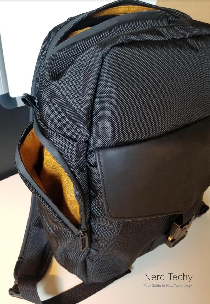 Hands-on Review of the Waterfield Designs Field Backpack - Nerd Techy
