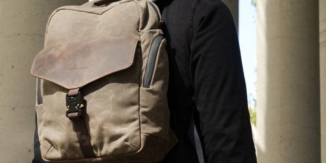 Hands-on Review of the Waterfield Designs Field Backpack - Nerd Techy