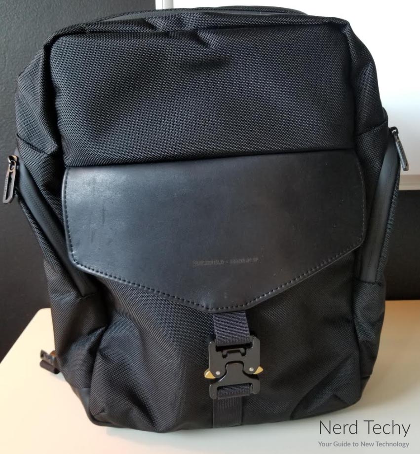 Hands-on Review of the Waterfield Designs Field Backpack - Nerd Techy