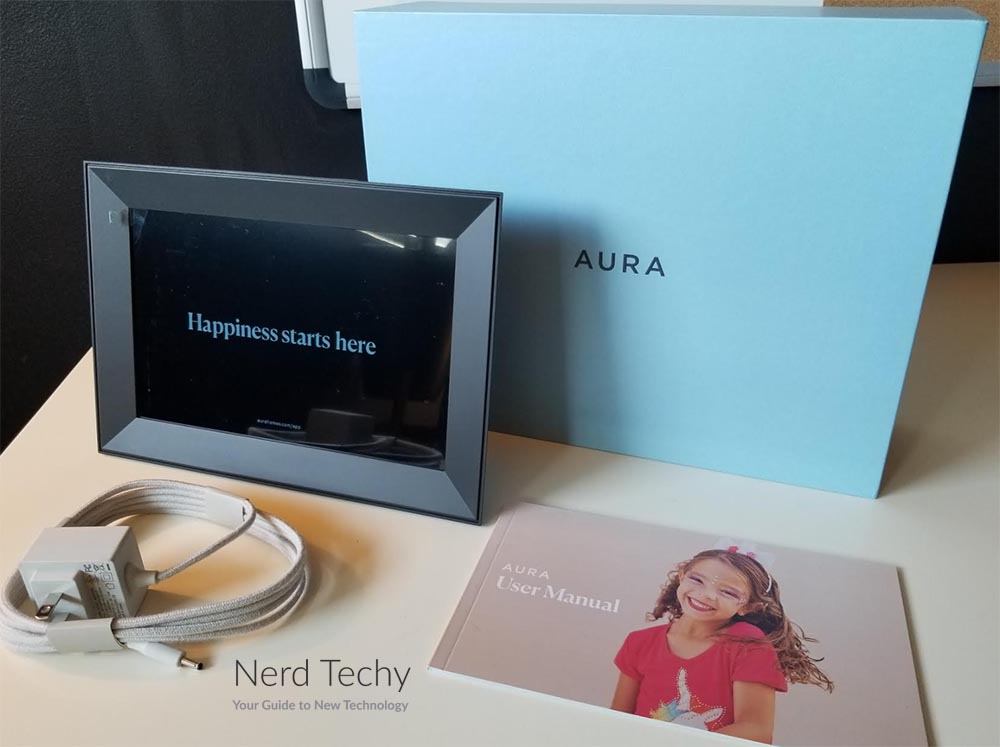 echo show vs. aura picture frame