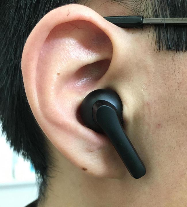 wireless earphones extra bass