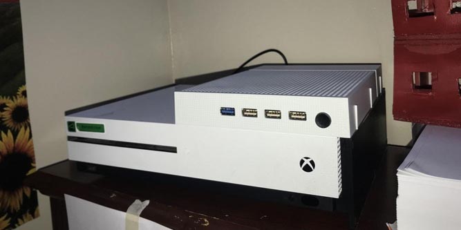 xbox one s stand with fan