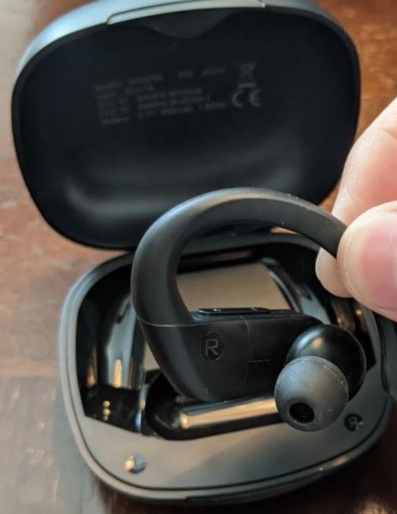 Mpow Flame Solo vs. Occiam Bluetooth Earbuds Review Compare