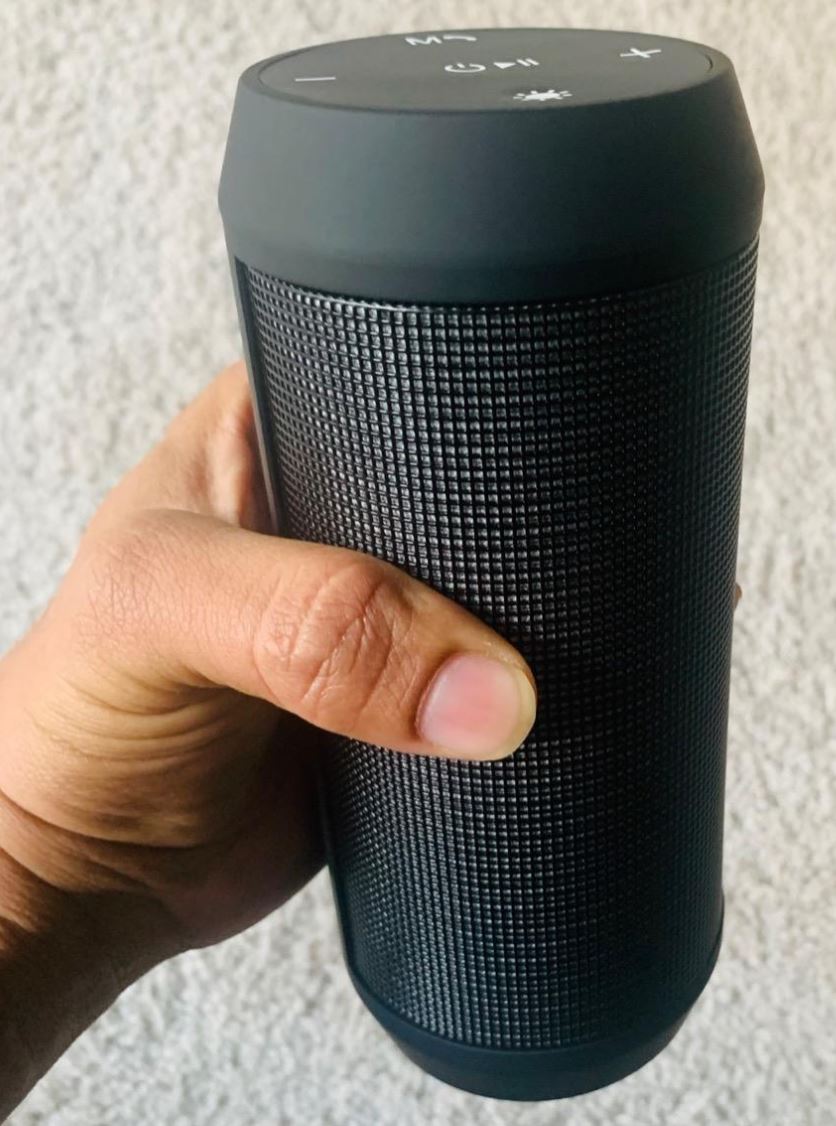 ELEHOT Bluetooth Speaker