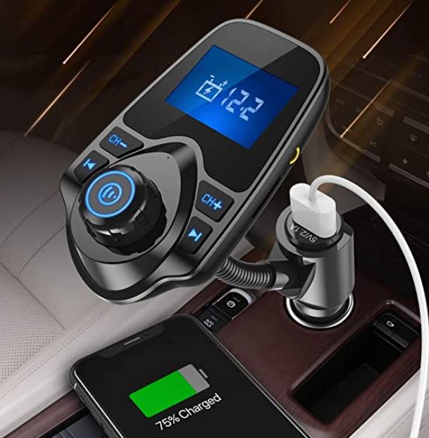 in verlegenheid gebracht hulp in de huishouding achtergrond Guide to the Best Bluetooth FM Transmitter Car Kits 2022