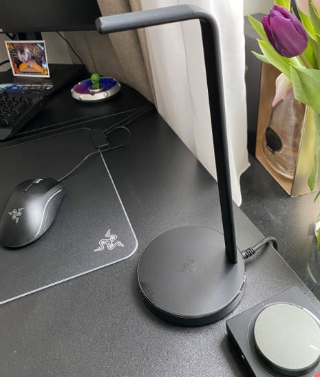 Razer Base Station V2