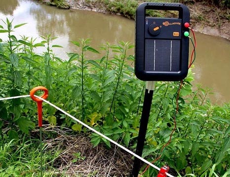 solar-electric-fence-charger