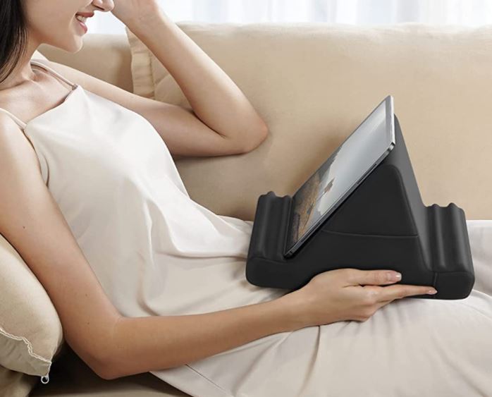 Lamicall-Tablet-Pillow-Holder