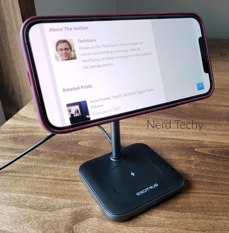 EXCITRUS Wireless Charger Stand