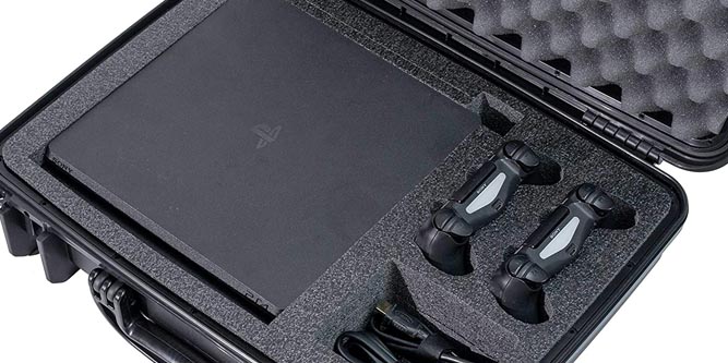 høg Krudt Forsvinde Guide to the Best PS3 & PS4 Carrying Cases for Travel in 2022 - Nerd Techy