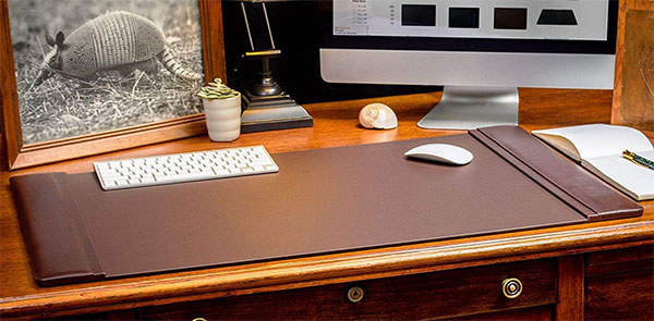 Dacasso Chocolate Brown Leather Desk Pad