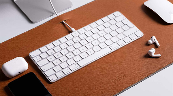 Harber London Leather Desk Mat