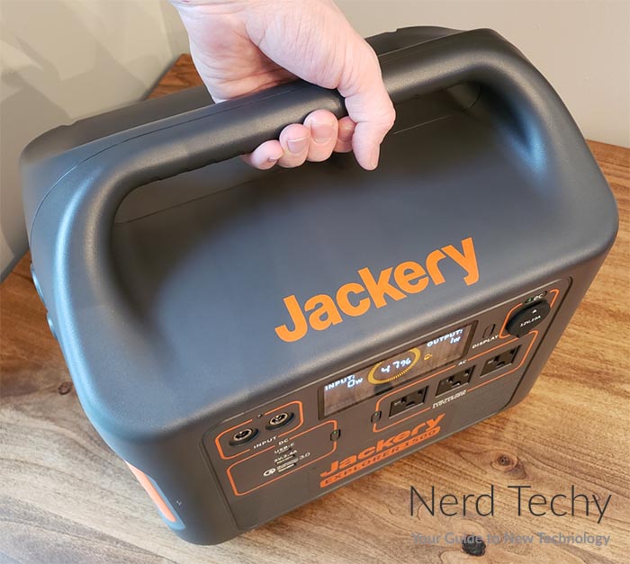 Jackery Explorer 1500