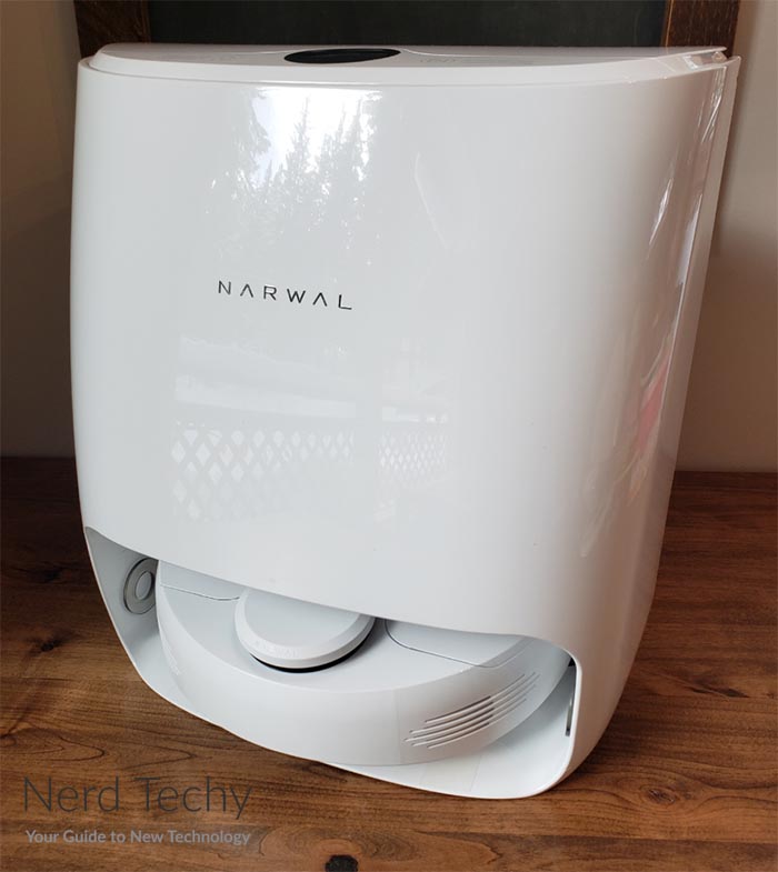 I'm NEVER mopping floors again! - Narwal T10 Review — WhatGear, Tech  Reviews