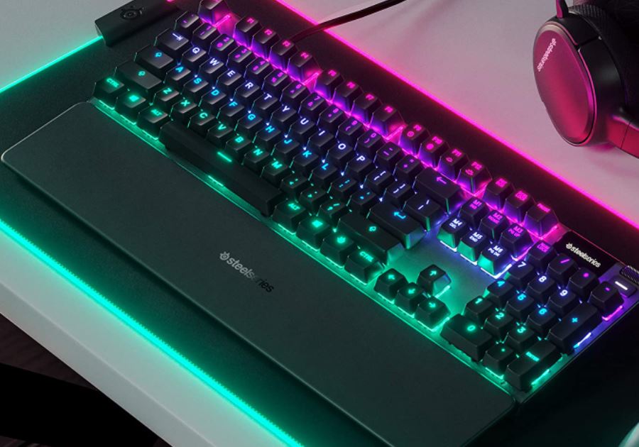 SteelSeries Apex 5 Mechanical Gaming Keyboard