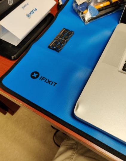 iFixit Portable Anti-Static ESD Mat