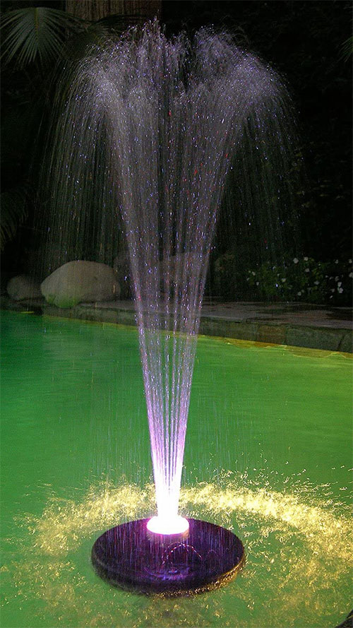 Alpine Corporation LED Floating Spray Fountain