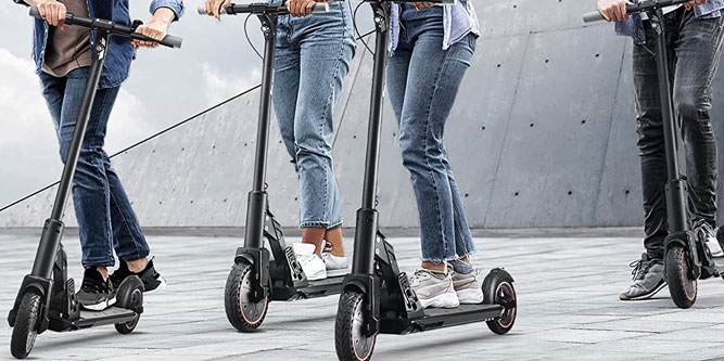 5TH WHEEL M2 Foldable Electric Scooter: A Sustainable and Convenient M
