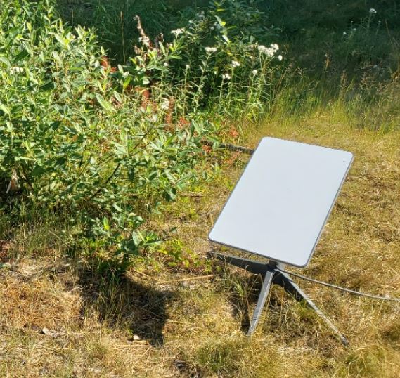 starlink-dish-on-the-ground