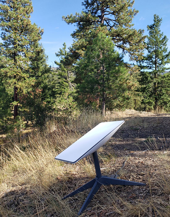 starlink-dish-with-stand