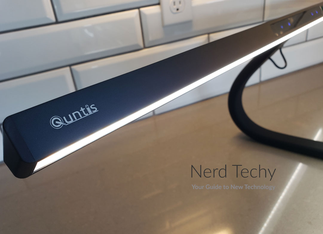 Quntis Ultra Wide LED Desk Lamp