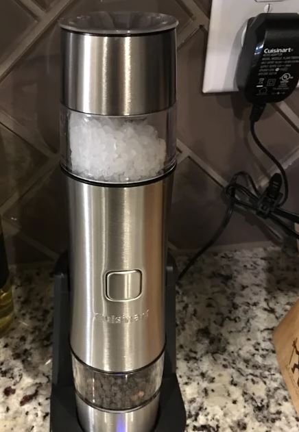 CUISINART SALT PEPPER & SPICE MILL RECHARGEABLE BRAND NEW / NEVER REMOVED