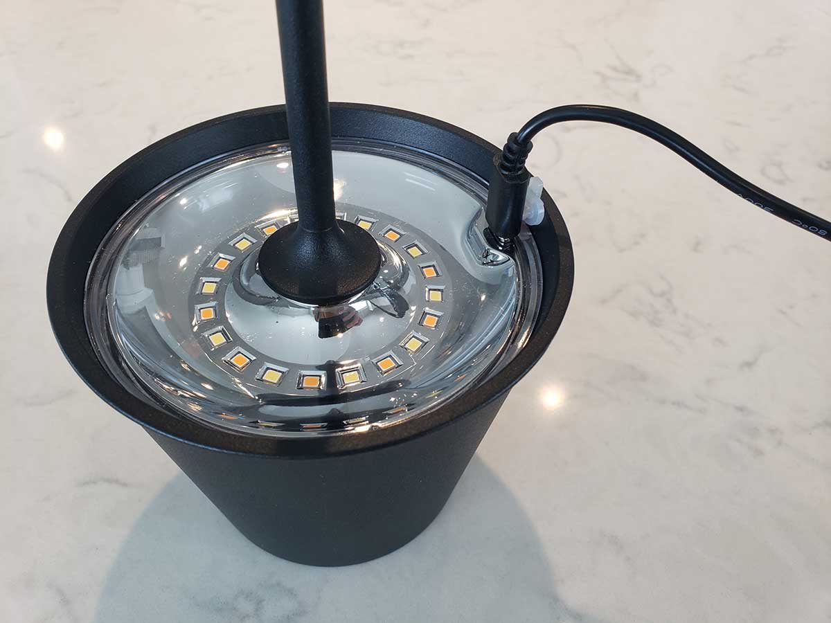 charging huiveoo-cordless-lamp