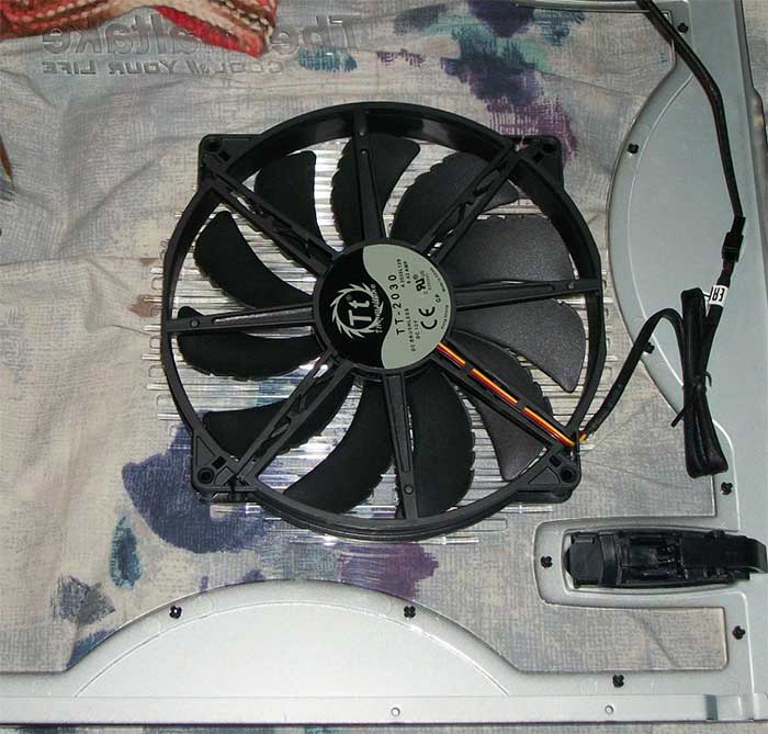 Thermaltake 200mm Pure 20 Series