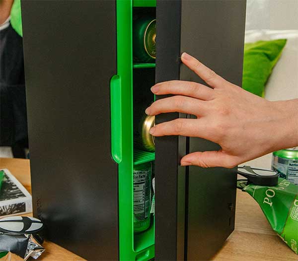 Xbox Series X Replica Mini Fridge Electric Cooler