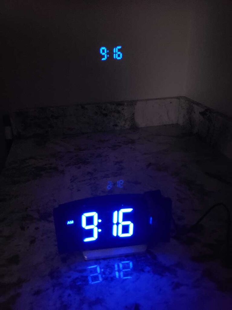 Uptimas Projection Alarm Clock