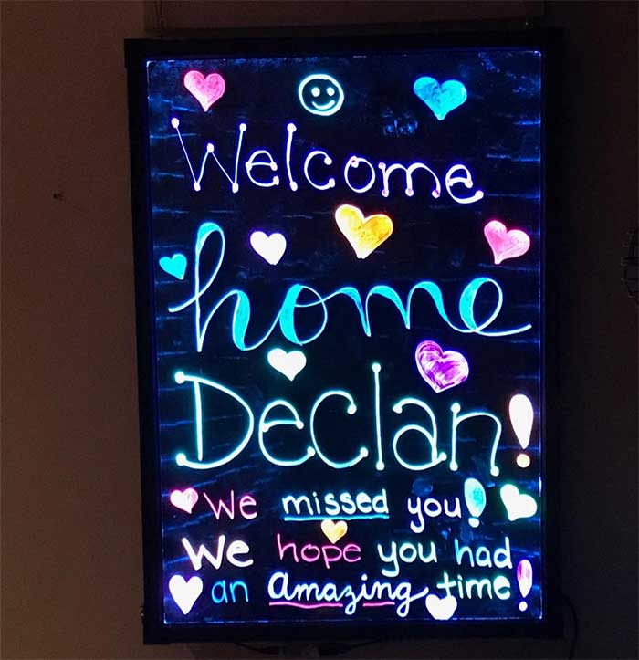 Alpine Industries LED Illuminated Hanging Message Board